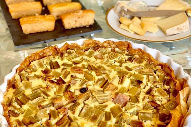 An Unforgettable Gourmet Morning in Nice - The menu surprise: croissant first, then everything else