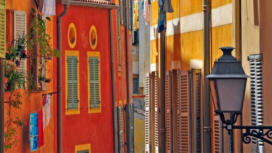 Best of Nice: Private Walking Tour with a Local - Languages, comfort, and small practical details