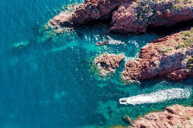 Boat excursion - Cannes Esterel Coves Insight – 1H30 - Meeting Point in Cannes: how to start without stress