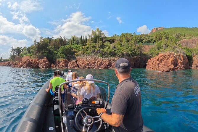 Boat excursion - Cannes Esterel Coves Insight – 1H30 - Port la Galère from the water: luxury residences with a locked-door vibe