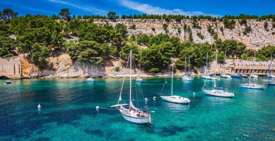 Calanques of Cassis, Aix-en-Provence & Wine Tasting Day Tour - Who This Tour Fits Best (and who should read closer)
