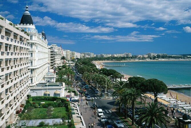 Cannes, Antibes & St Paul de Vence Half Day Shared Tour from Nice - Who should book this combo tour