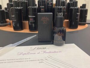 Cannes: Discovery Perfume Workshop - Inside the 45 minutes: your step-by-step perfume process