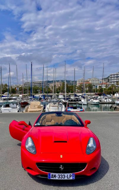 Cannes : Visite guidée en Ferrari sur les routes de Cannes - Croisette to Port Canto: Glam Views and the First Big Photo Stop