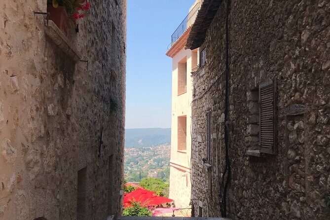 Certified tour guide-Most Exhaustive French Riviera private tour - Key things that make this tour a smart pick