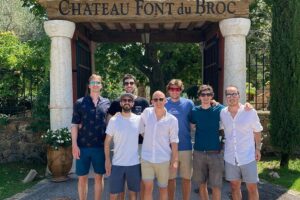 Côtes de Provence Small Group Day Trip with Winery Visits & Tastings from Nice - The minivan ride, pick-up point, and how to show up prepared