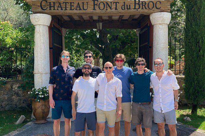 Côtes de Provence Small Group Day Trip with Winery Visits & Tastings from Nice - The minivan ride, pick-up point, and how to show up prepared