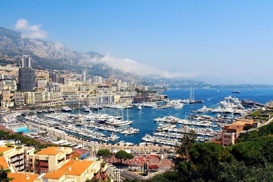 Excursion to Eze and Monaco: Half Day Shared Tour 5h - Oceanfront icons in the Monte-Carlo area: Casino de Monte-Carlo and more