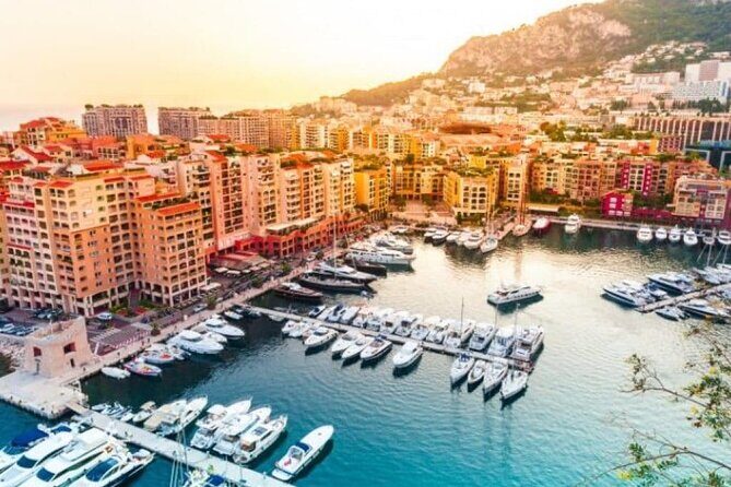 Explore Monaco: Guided walking Tour with a local guide - The first stop: Casino de Monte-Carlo and why the buildings matter