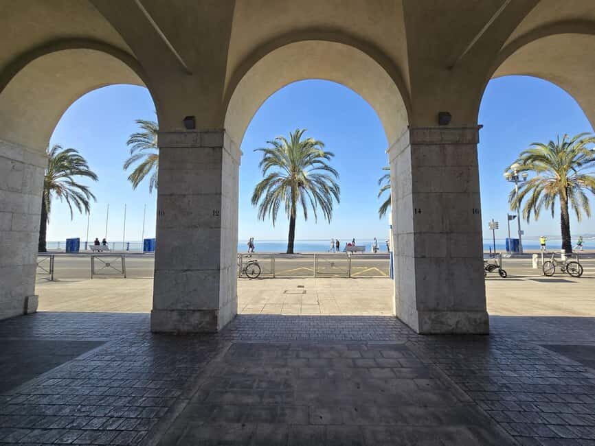 Explore, Play, Discover, ... Unlock the Secrets of Nice ! - Promenade du Paillon to the old town: easy walking with real atmosphere