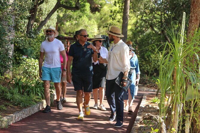 Eze and Monaco Private Half-Day Tour - Monaco’s Prince’s Palace area: Changing of the Guards at 11:55am