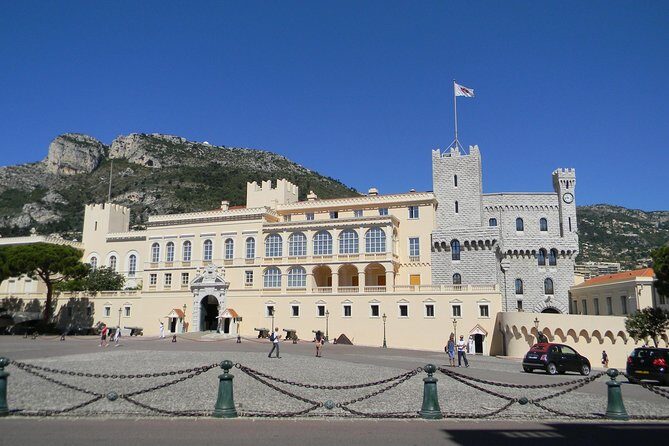 Eze, Monaco & Monte-Carlo Half Day Shared Tour from Nice - Monte-Carlo: Formula One Circuit Drive and a Short Casino Moment