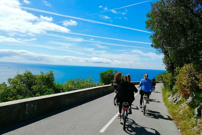 Fantastic Villefranche's Bay & Cape - E-Bike Tour from Nice - Why an E-Bike Tour Works So Well on Nice’s Coast