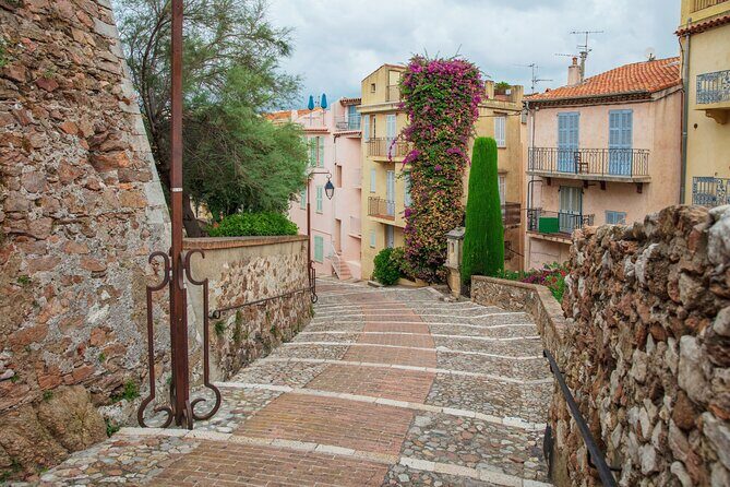 Fascinating Cannes – Private Walking Tour - Rue Félix Faure and the Allées de la Liberté center-city reset