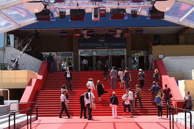 Fascinating Cannes – Private Walking Tour - Palais des Festivals and Congresses: the Cannes events landmark stop