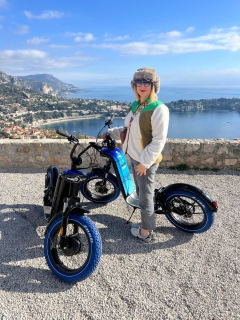 French Riviera : Guided Visit on a E-Scooter - Meeting at 2 Rue Lascaris and finding that big green door
