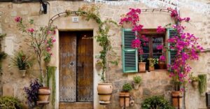French Riviera & Medieval Villages Full-Day Private Tour - Grasse and the Fragonard perfume stop