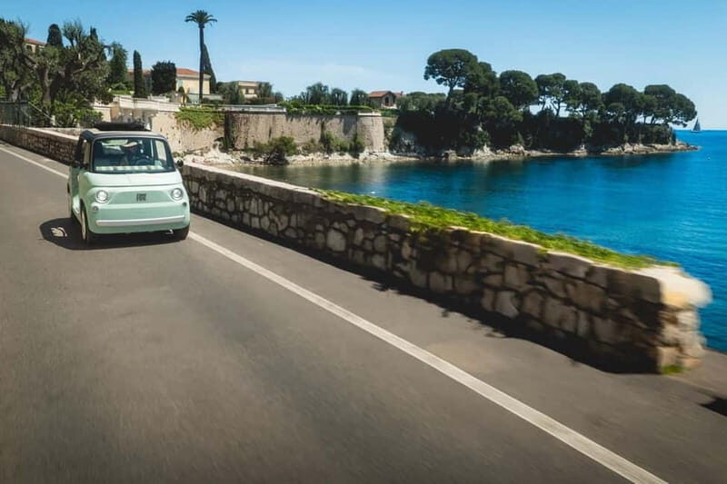 From Nice: follow a guide in an electric car along the French Riviera! - The guide experience: where quality shows up