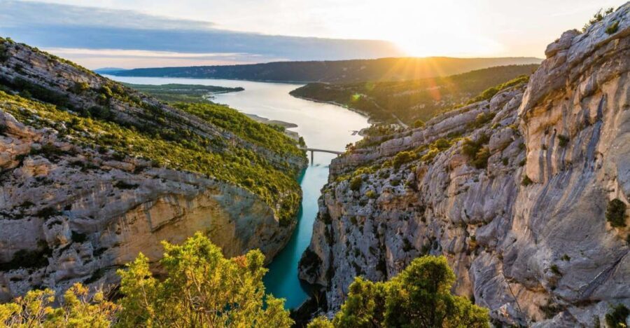 From Nice: Gorges du Verdon Guided Tour - Castellane: free time in a town built under a 180-meter rock