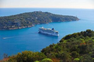 Full-Day Private Custom-Made Cannes Shore Excursion - Getting Started in Cannes: Gare Maritime Pickup and a Panoramic First Look
