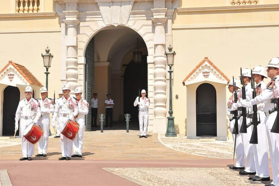 Full-Day Small Group Tour to Monaco and Eze - Small group comfort, guide style, and practical logistics
