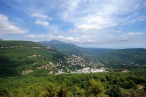 Grasse, Valbonne & Gourdon: Day Tour with Wine Tasting - Fragonard in Grasse: More Than a Scent Shop Stop