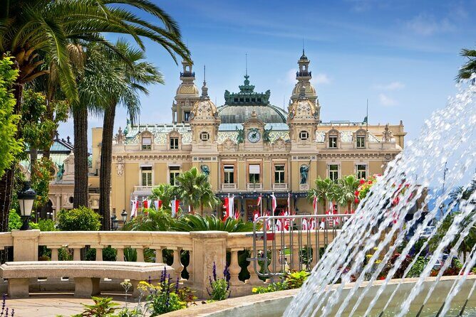 Half Day Shared Tour in Eze, Monaco and Monte Carlo - Nice first impressions: the Promenade des Anglais and the Negresco factor