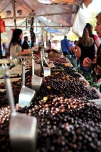 Italian Coast & Market: Full-Day Small Group Trip - San Remo’s open-air market: Italian-French shopping energy on the right days