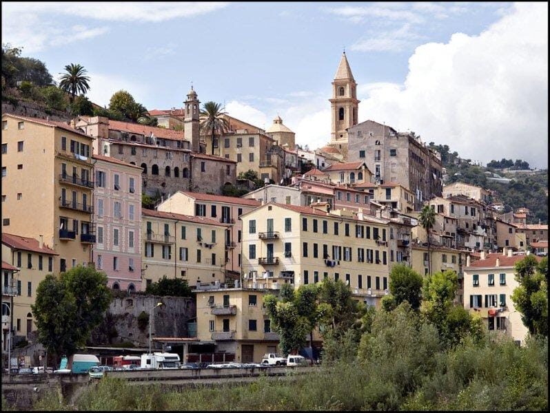 Italian Coast & Market: Full-Day Small Group Trip - Your guide: why the information matters on this route