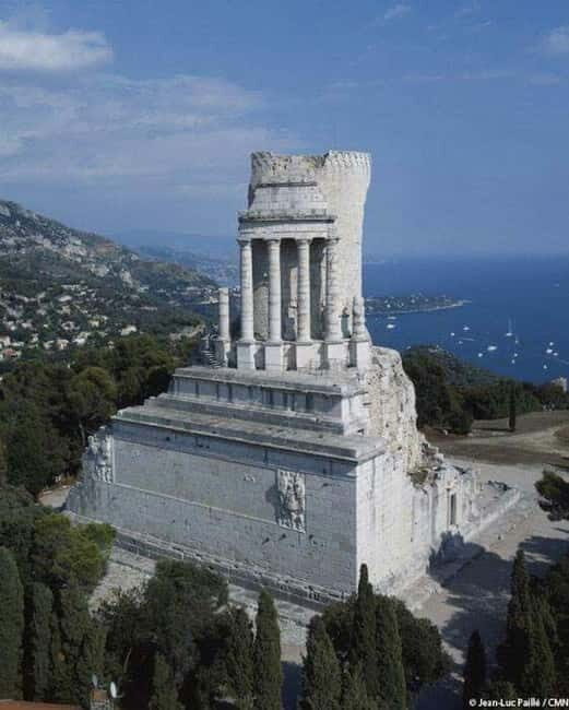 Italian Market San Remo, Menton & La Turbie - Getting from Nice to the Italian Riviera in one smooth ride