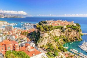 Monaco, Monte Carlo & Eze Private Tour - Èze Village: Medieval Streets and Summit Views in 45 Minutes
