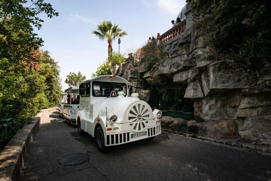 Nice: A gentle ride on a little electric train with a panoramic view - The 50-minute ride: what the route is doing for you