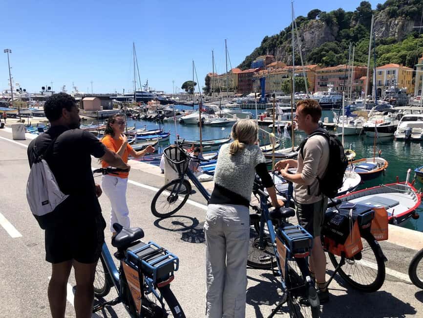 Nice and its panoramics surroundings on e-bike - Villefranche on two wheels: medieval charm with movie memories