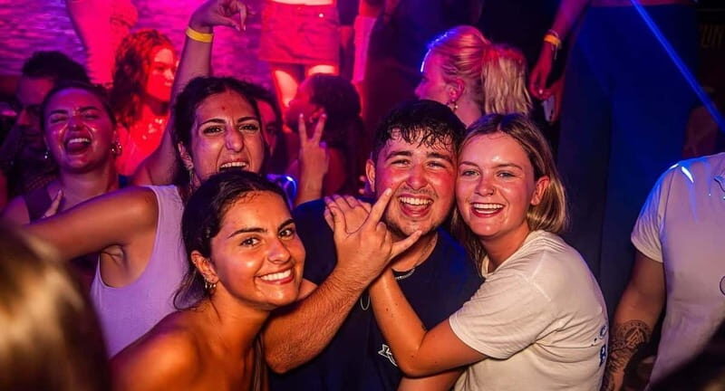 Nice: Bar/Pub Crawl with Free Shots and VIP Entry - The Small Rules That Matter More Than You Think