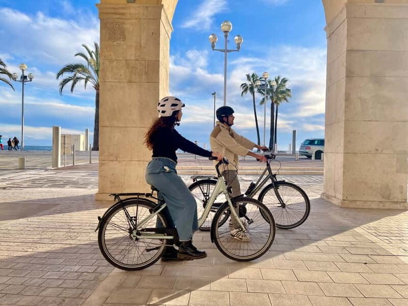 Nice: Bike and E-Bike Rental - Paillon promenade and the switch from open sea to old lanes
