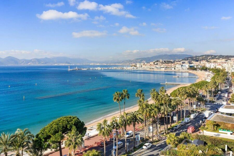 Nice: Cannes, Antibes & St Paul de Vence Half-Day Tour - St Paul de Vence: Medieval Streets, Art Walls, and Quiet-Provence Atmosphere