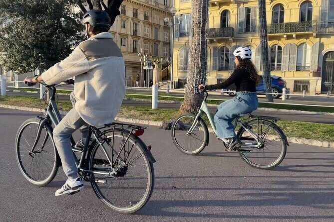 Nice City Bike Rental - Starting in central Nice: Rue Halévy to your first coastline stretch