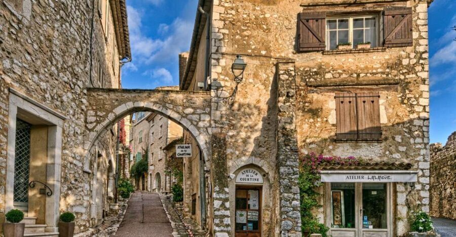Nice: Medieval Villages Full-Day Guided Trip - Grasse and Fragonard: perfume history you can see