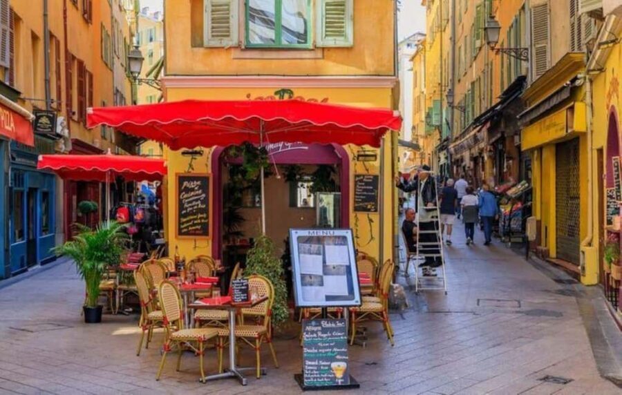 Nice: Old Town Highlights Walking Tour - The Opera house and its two facades: street and sea views