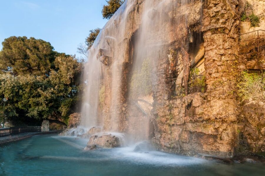 Nice: Old Town Treasures and Castle Hill Walking Tour - Ruins, fortifications, and the waterfall at Colline du Château