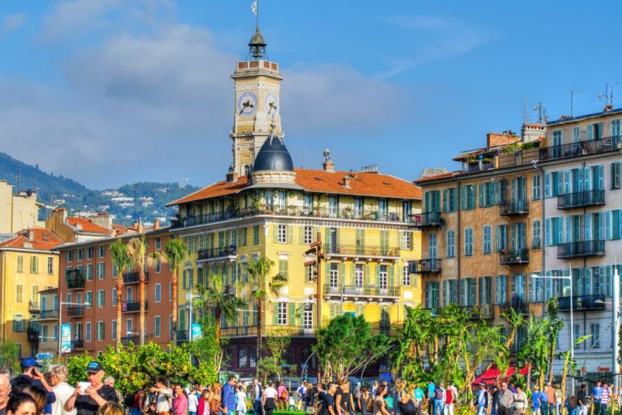 Nice: Old Town Treasures Walking Tour - How the guide turns hidden corners into useful directions