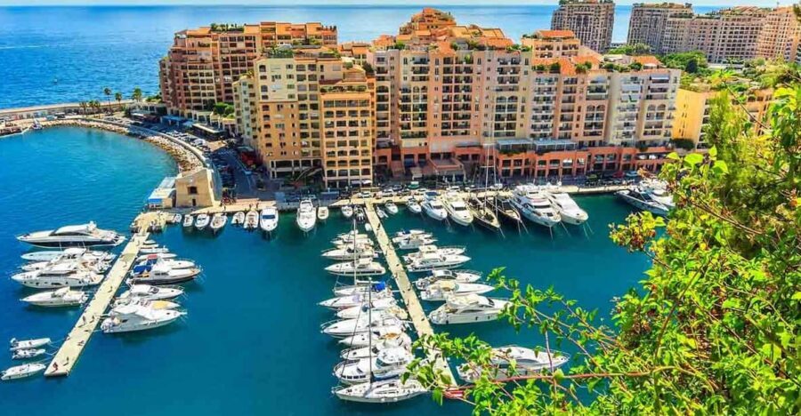 Nice: Private 5-Hour Provence Tour - Antibes: old town character plus the Port of Billionaires