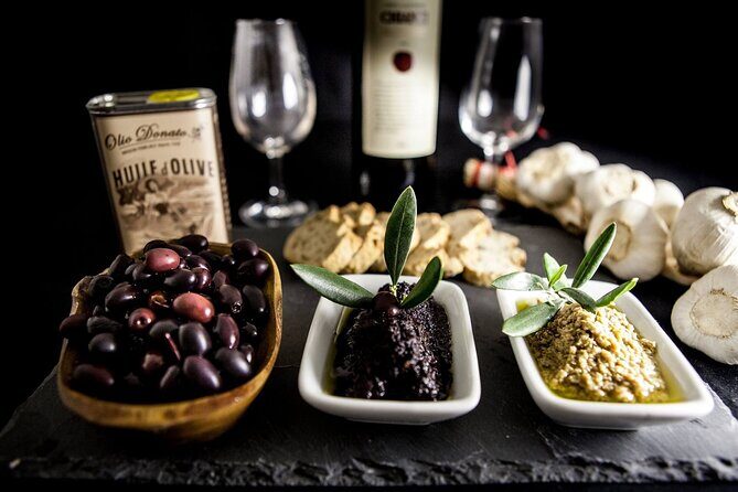 Nice Sunset Food Tour – A Full Taste of France by Do Eat Better - Rue Cassini: the aperitif rhythm with wine and cheese