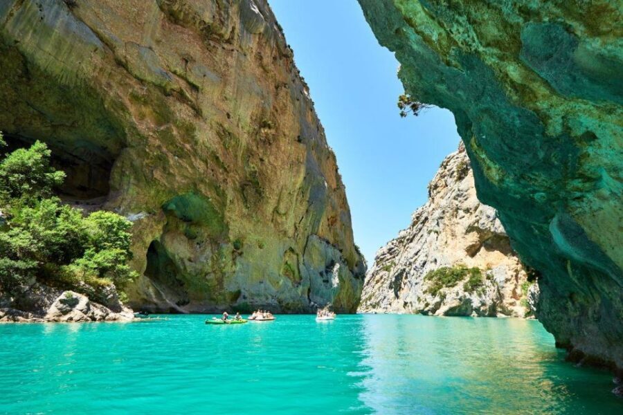 Nice: The Gorges du Verdon and Ste Croix Lake Full-Day Tour - Moustiers-Sainte-Marie: faience pottery and amphitheater views