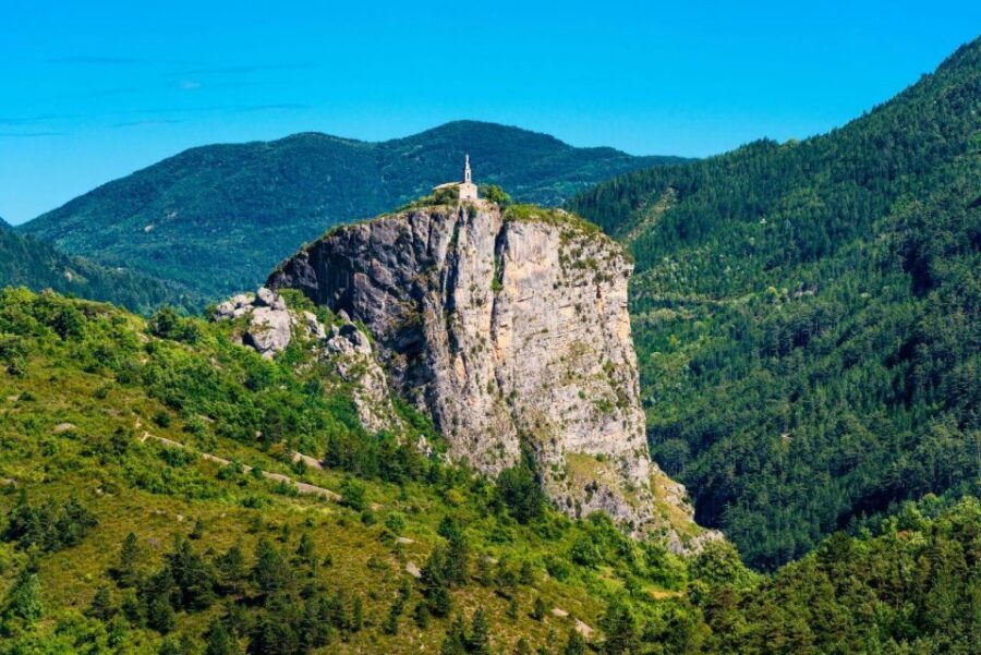 Nice: The Gorges du Verdon and Ste Croix Lake Full-Day Tour - Guides and driving: why the human factor matters