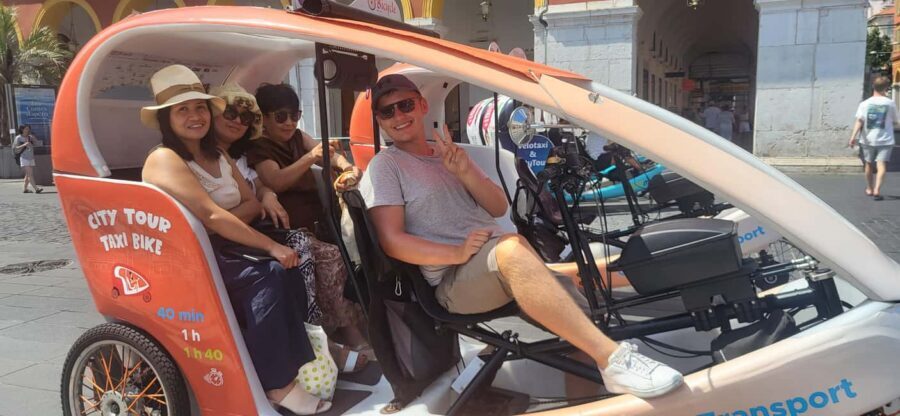 Nice : Visite guidée privé 40min en pouss pouss électrique. - Why a velotaxi is a smart way to see Nice fast