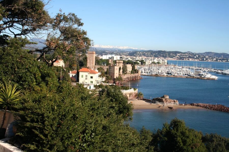 Private Half-Day Tour of the French Riviera in a Vintage Car - Pickup in Nice or Cagnes-sur-Mer: what the 4 hours actually means