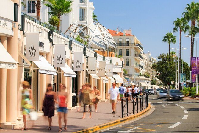 Private tour French Riviera Shopping & Lunch in St Paul de Vence - Key Things You’ll Notice on This French Riviera Shopping Day