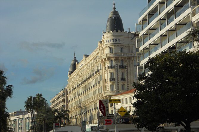 Private tour on the French Riviera with comfortable minivan.MONACO NICE ST PAUL - Where you meet (and how cruise port days work)