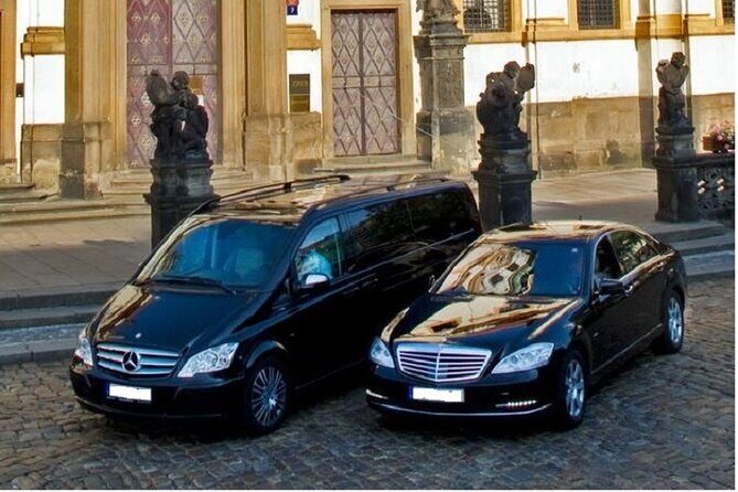 Private Transfer Nice Airport (NCE) to Monaco - On the Road: What You Gain from a Private 35-Minute Transfer